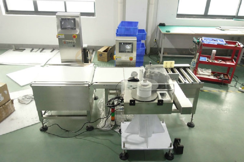 Check Weigher and Labeling Machine Combo