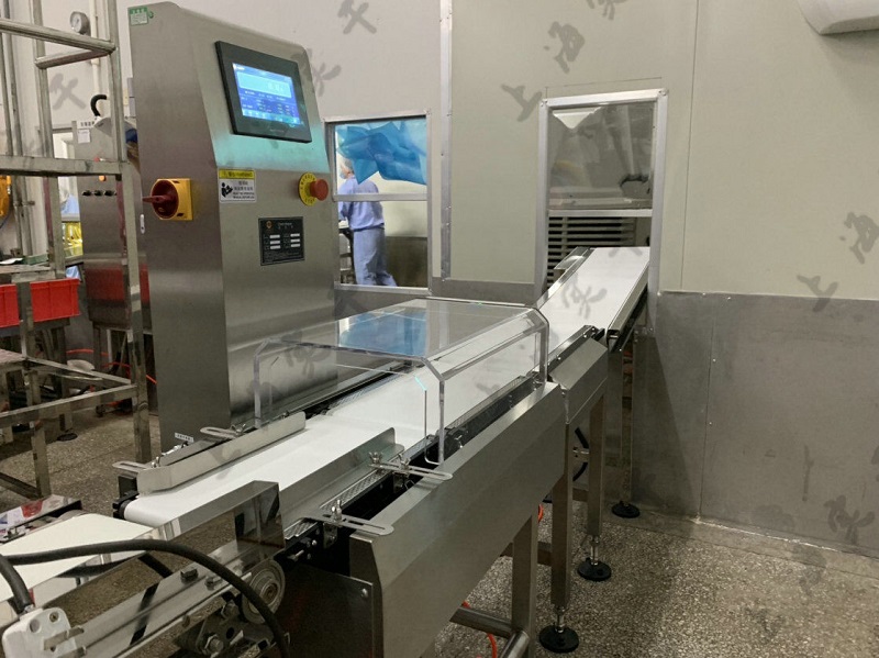 Precision bottle weighing system
