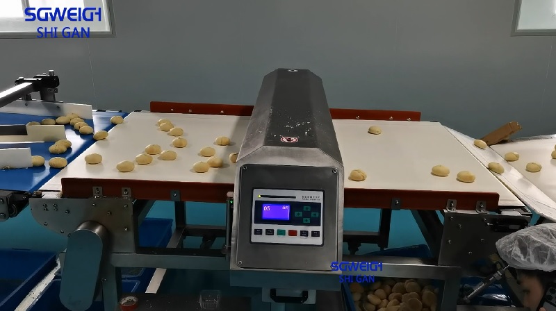Customizable Conveyor Metal Detector